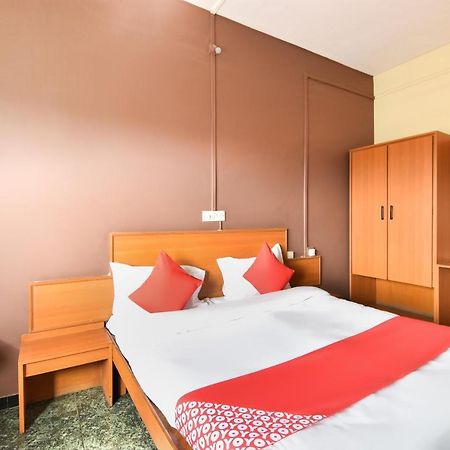Oyo 63264 Hotel Shamiana Pandharpur Εξωτερικό φωτογραφία