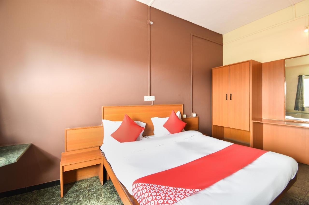 Oyo 63264 Hotel Shamiana Pandharpur Εξωτερικό φωτογραφία
