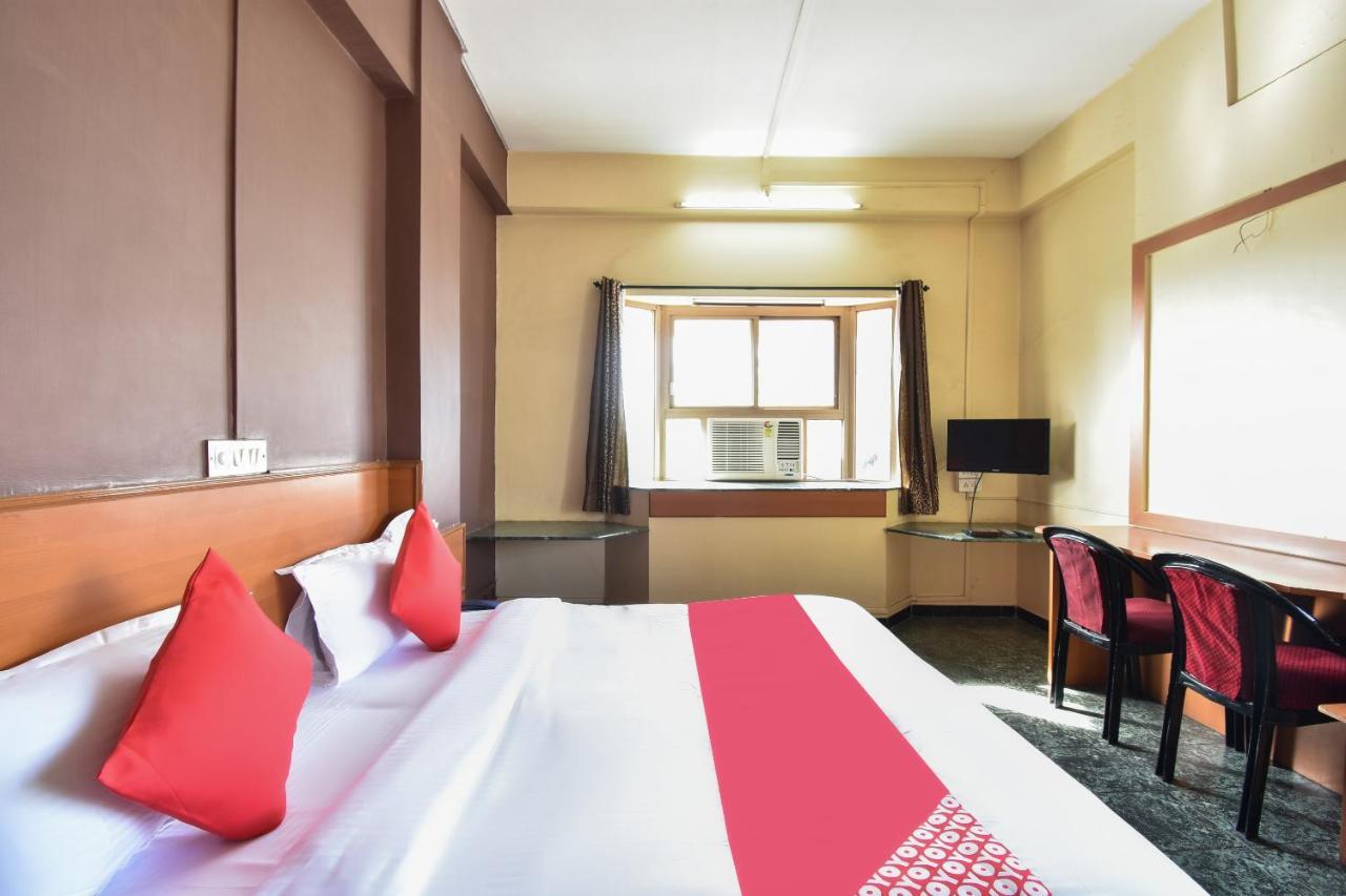 Oyo 63264 Hotel Shamiana Pandharpur Εξωτερικό φωτογραφία