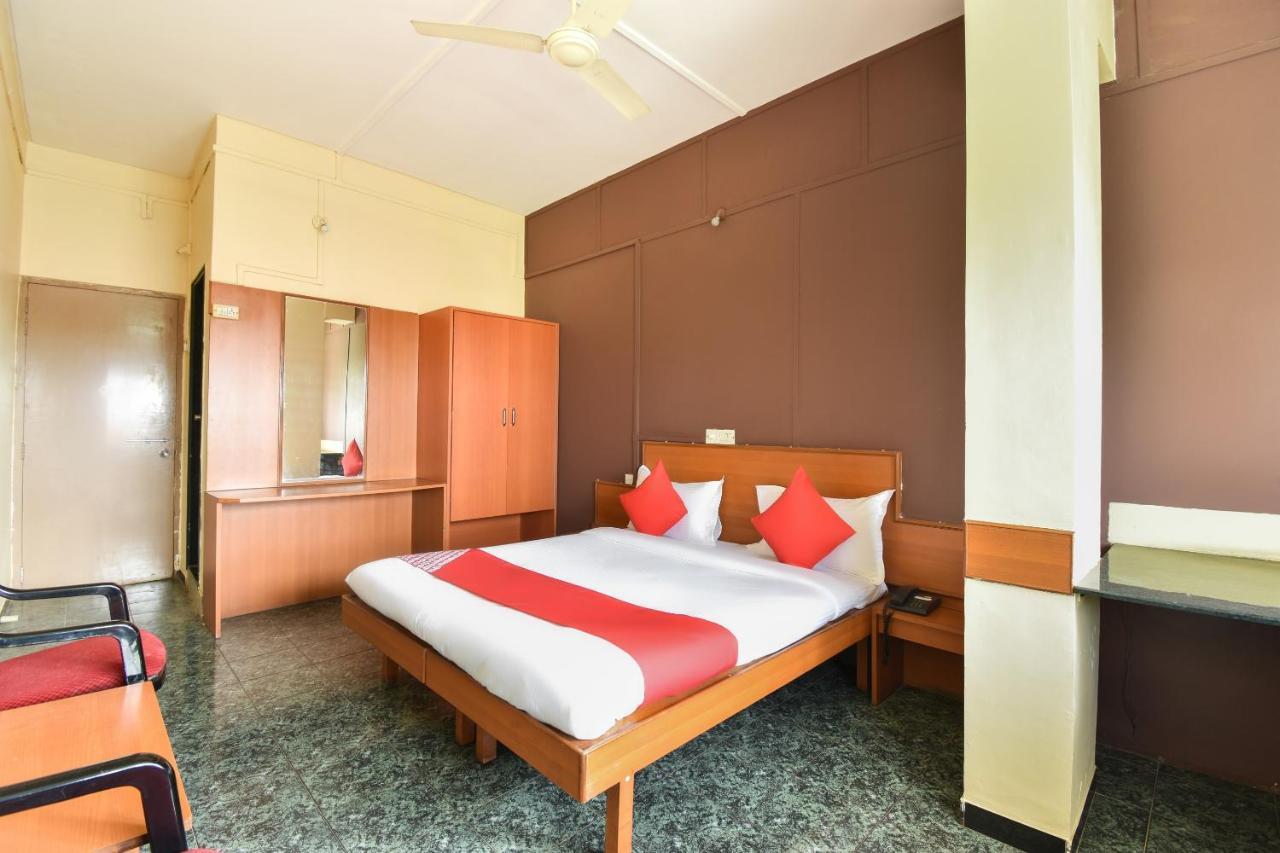 Oyo 63264 Hotel Shamiana Pandharpur Εξωτερικό φωτογραφία