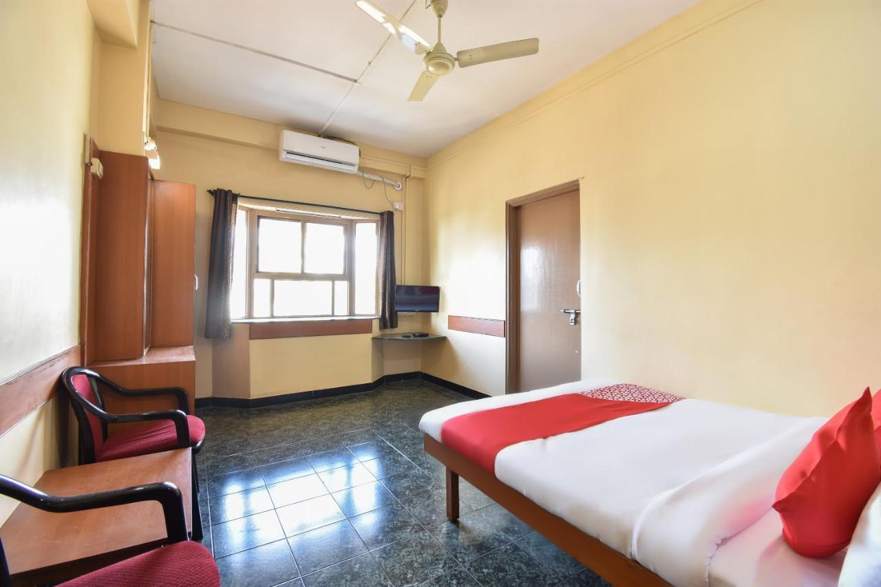 Oyo 63264 Hotel Shamiana Pandharpur Εξωτερικό φωτογραφία