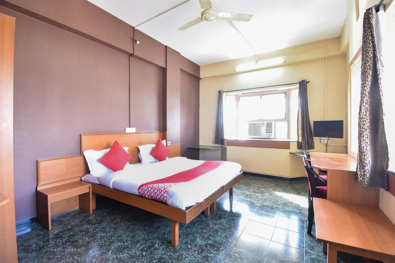 Oyo 63264 Hotel Shamiana Pandharpur Εξωτερικό φωτογραφία